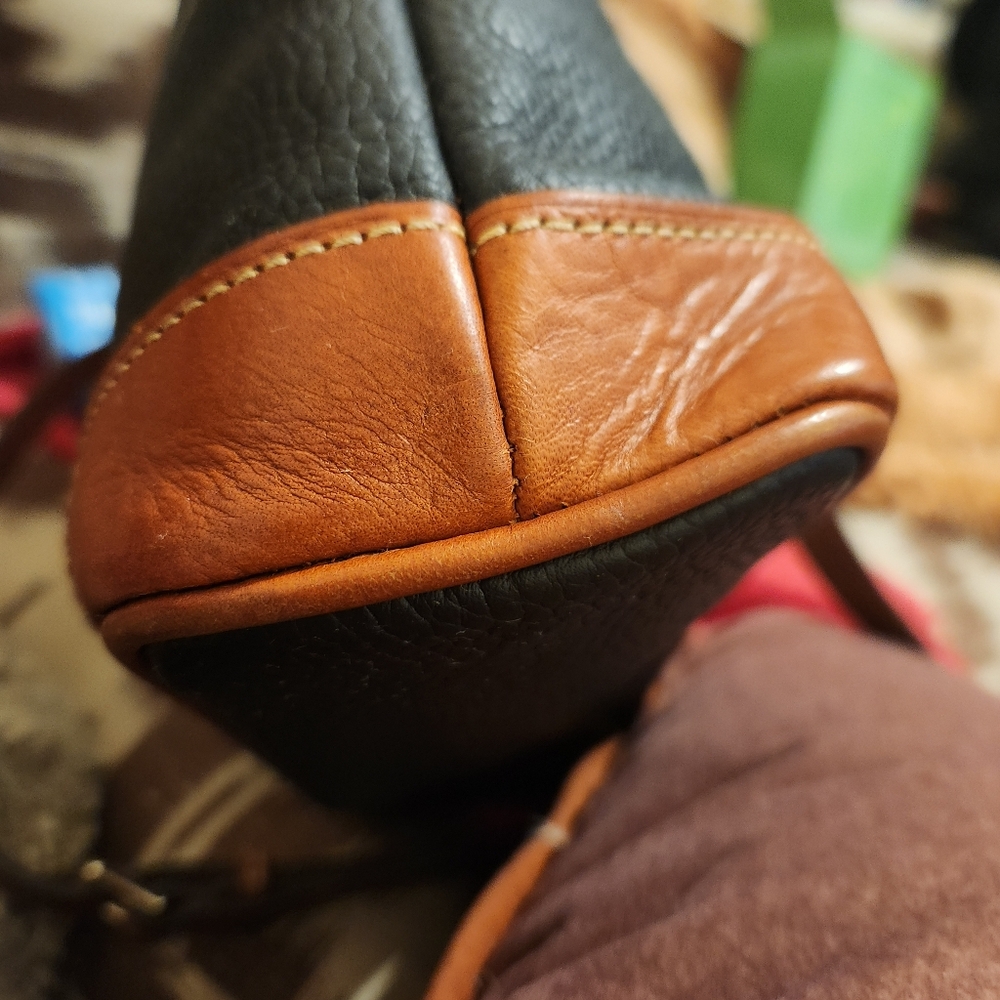 Dooney & Bourke Cross Body Bag - Picture 7 of 12